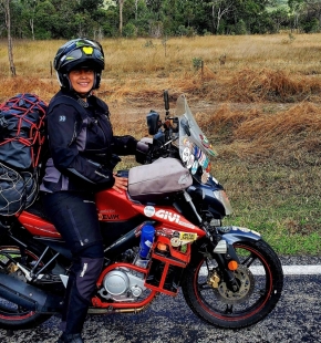 CROSSING AUSTRALIA WITH ANITA YUSOF
