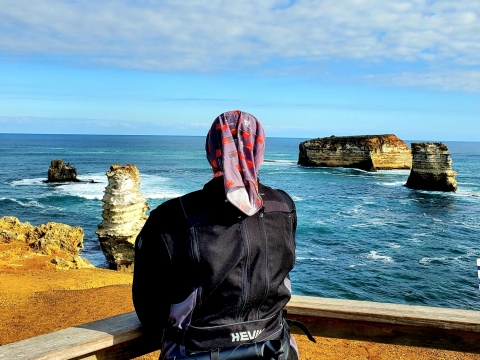 CROSSING AUSTRALIA WITH ANITA YUSOF