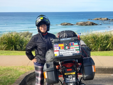 CROSSING AUSTRALIA WITH ANITA YUSOF