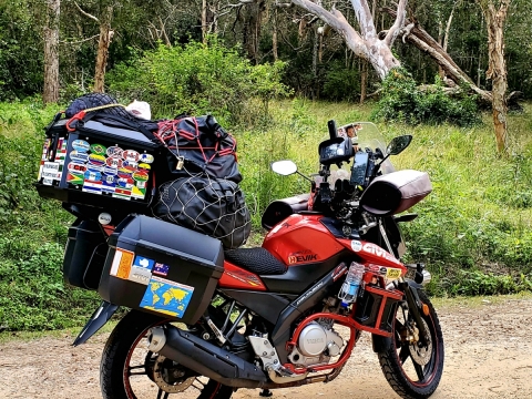 CROSSING AUSTRALIA WITH ANITA YUSOF