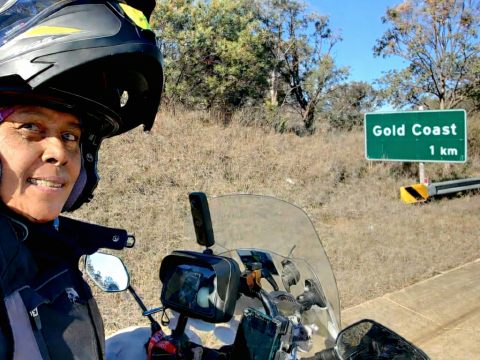 CROSSING AUSTRALIA WITH ANITA YUSOF