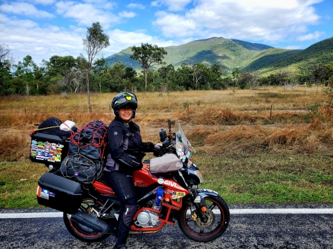 CROSSING AUSTRALIA WITH ANITA YUSOF