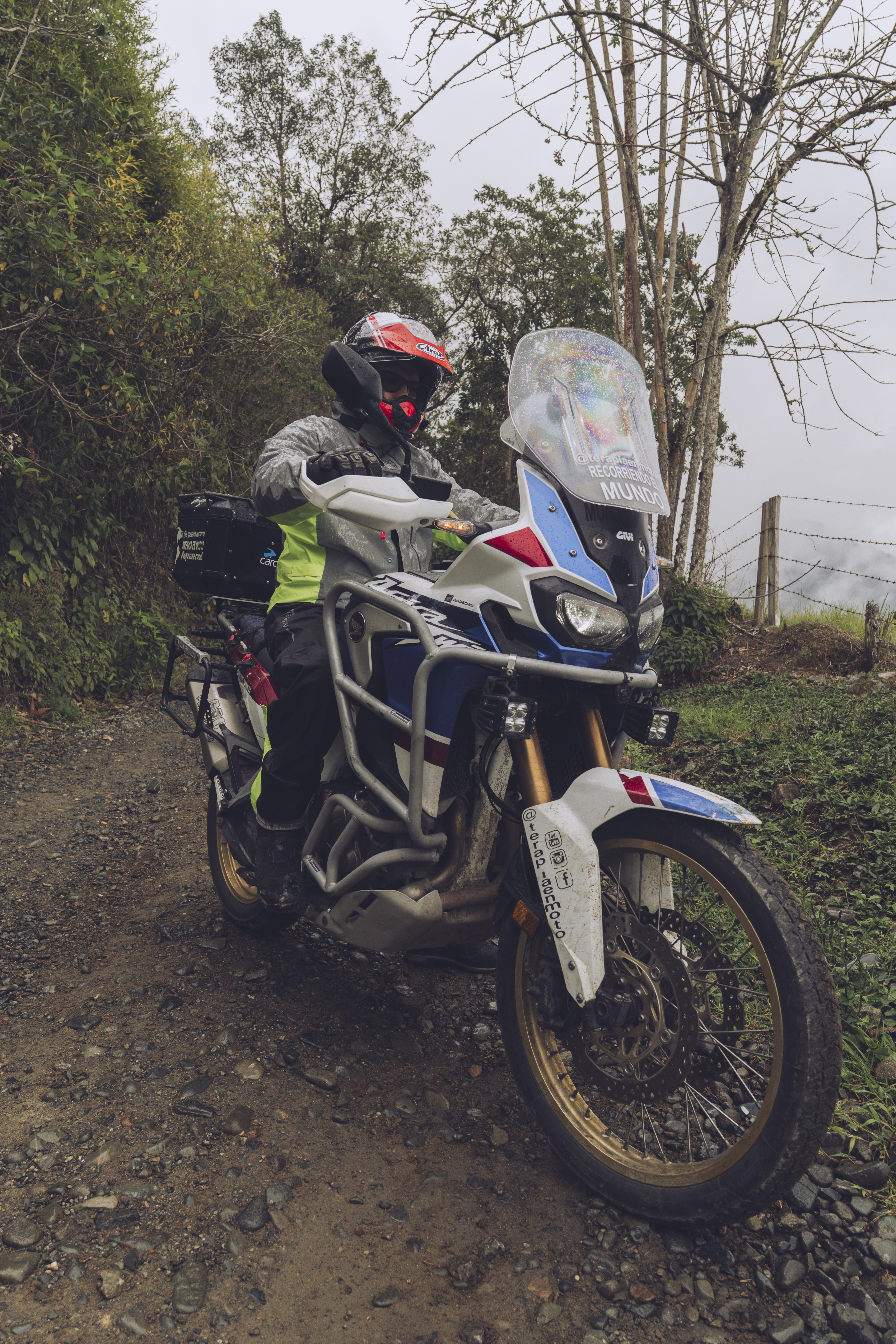 PU-coated 210T Nylon fabric used in GIVI Acquaride rainwear