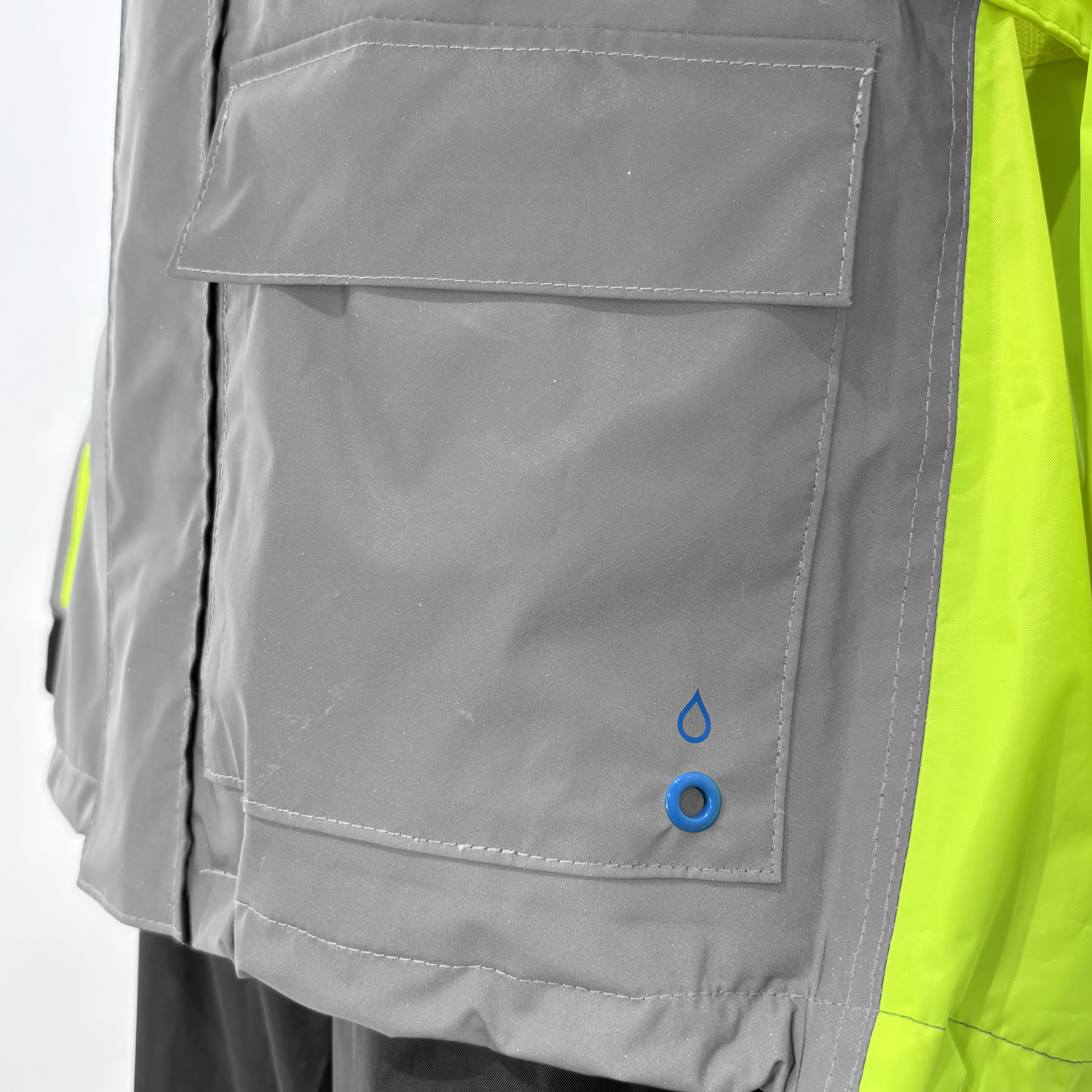 GIVI motorcycle rain suit details including pockets and ventilation